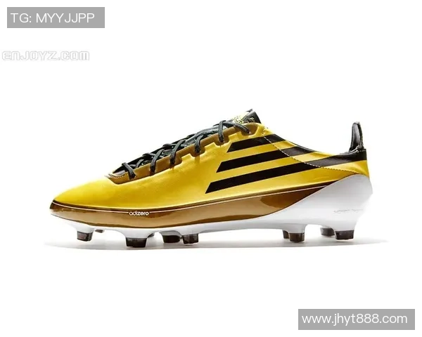 世界足球明星们的独特鞋履风采与背后的故事揭秘