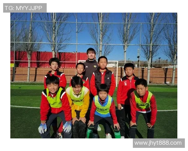 开学足球课:激发热情与团队精神的全新体验之旅 开学足球课:激发热情与团队精神的全新体验之旅