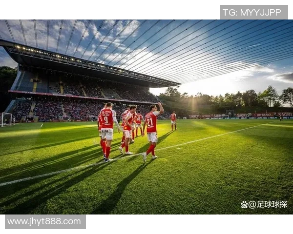 尽享球星魅力足球壁纸带你领略绿茵场上的精彩瞬间 尽享球星魅力足球壁纸带你领略绿茵场上的精彩瞬间