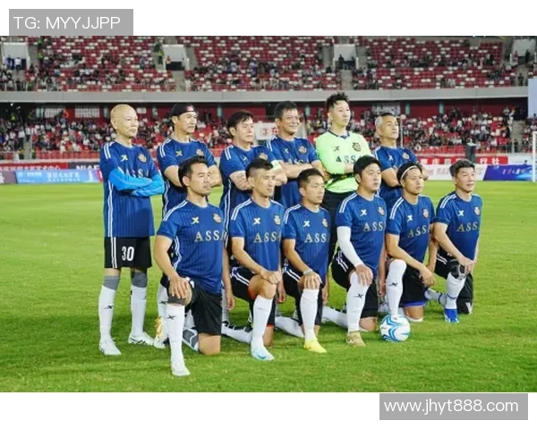 棕色足球的魅力探索与文化传承在全球体育中的重要性分析 棕色足球的魅力探索与文化传承在全球体育中的重要性分析