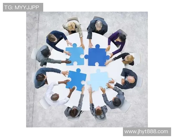 足球的结合探索:跨文化交流与团队协作的完美融合之旅 足球的结合探索:跨文化交流与团队协作的完美融合之旅